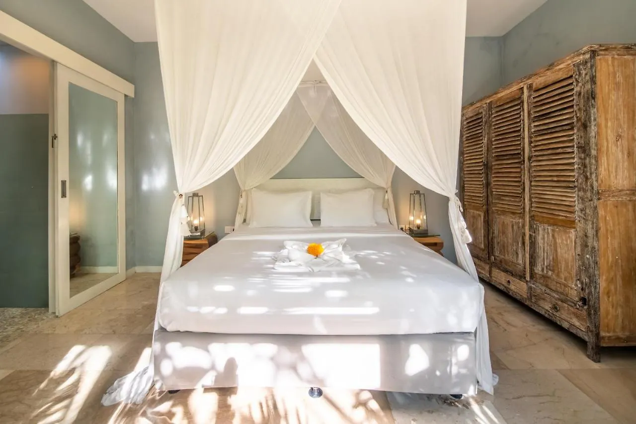 Villa Gallici Seminyak Indonesia